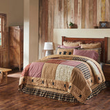 Pip Vinestar Quilt - Lange General Store